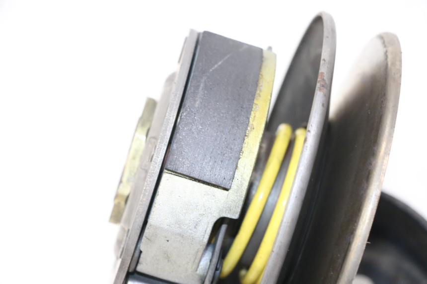 photo de EMBREAGEM YAMAHA YP MAJESTY 125 (2002 - 2006) - Ampliação técnica