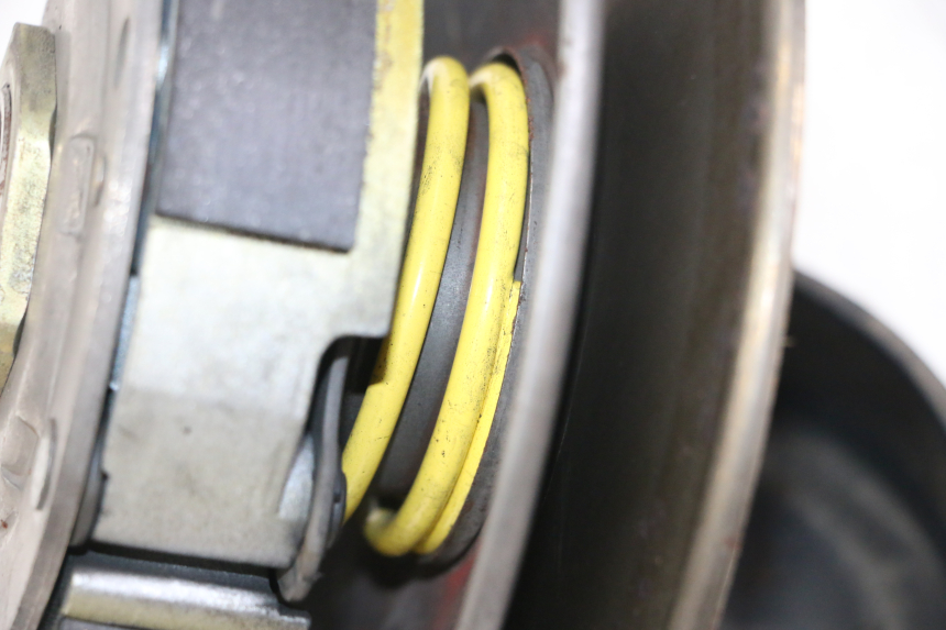 photo de EMBREAGEM YAMAHA YP MAJESTY 125 (2002 - 2006) - Pontos de fixação