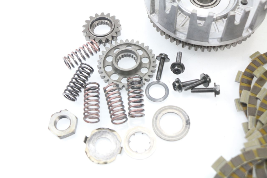photo de EMBREAGEM YAMAHA YZ-F YZF 250 (2007 - 2013) - Outro ângulo de visão