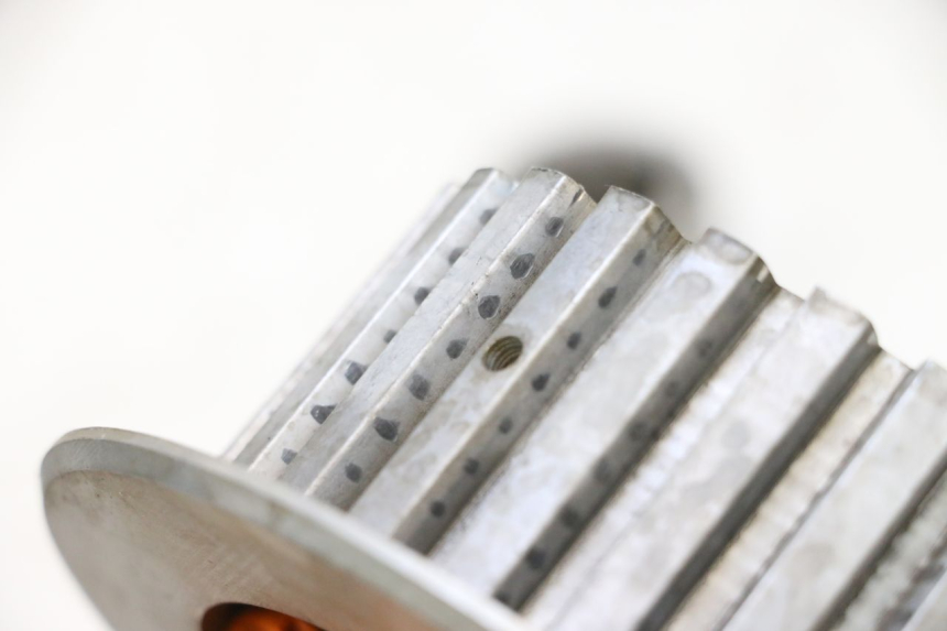 photo de EMBREAGEM YAMAHA YZF R GENESIS 750 (1993 - 1998) - Pontos de fixação