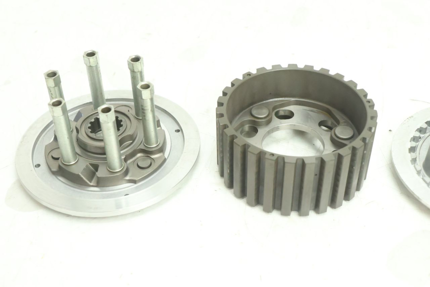 photo de EMBREAGEM YAMAHA YZF R6 600 (2008 - 2009) - Vista de perto