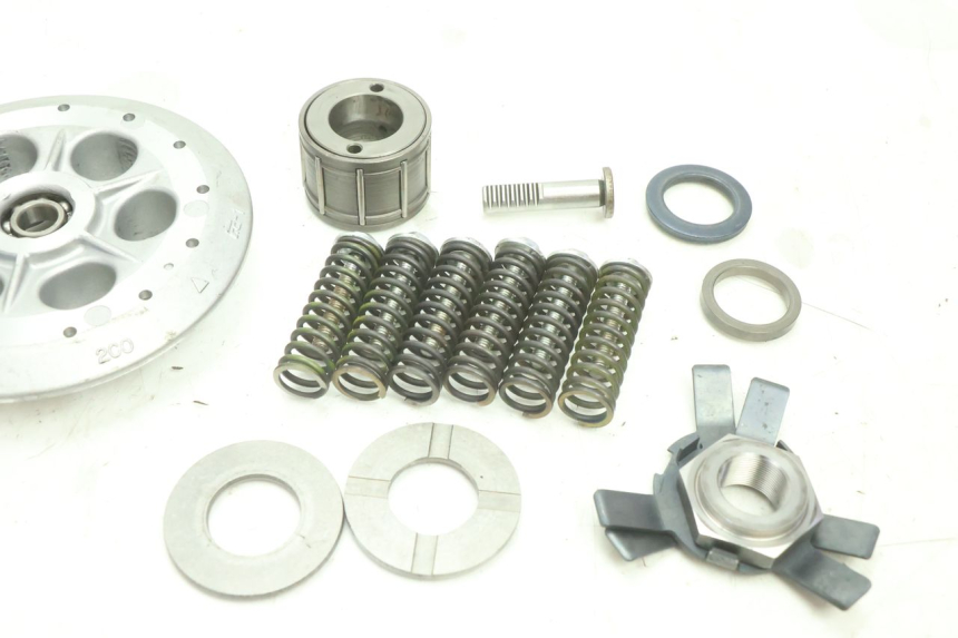photo de EMBREAGEM YAMAHA YZF R6 600 (2008 - 2009) - Pontos de fixação