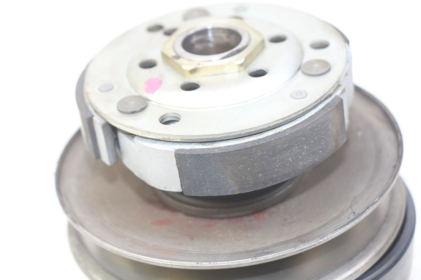 photo de EMBREAGEM PIAGGIO ZIP 2T 50 (2009 - 2019) - Detalhe da peça