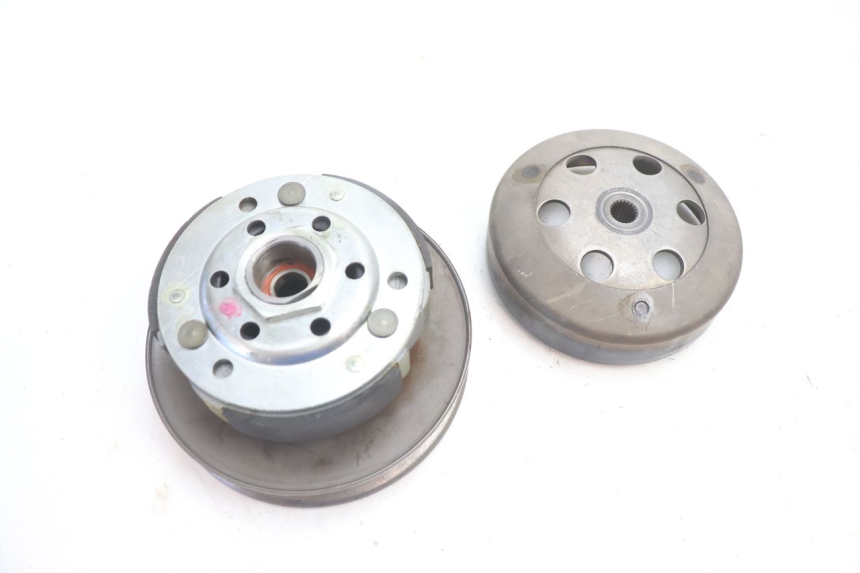 photo de EMBREAGEM PIAGGIO ZIP 2T 50 (2009 - 2019) - Pontos de fixação