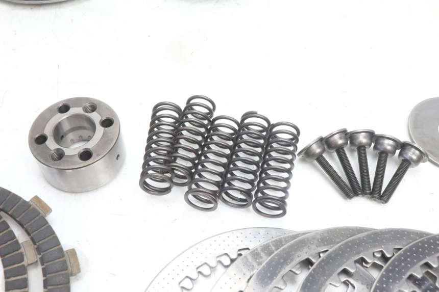 photo de EMBREAGEM KAWASAKI ZZR 600 (1995 - 2004) - Peça verificada