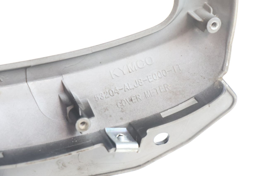 photo de ARO DO PAINEL DE INSTRUMENTOS KYMCO AGILITY CITY 16P 125 (2015 - 2024) - Pontos de fixação