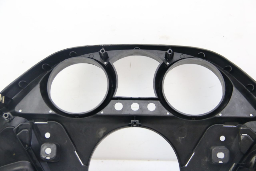 photo de ARO DO PAINEL DE INSTRUMENTOS KYMCO DINK STREET 125 (2009 - 2014) - Outro ângulo de visão