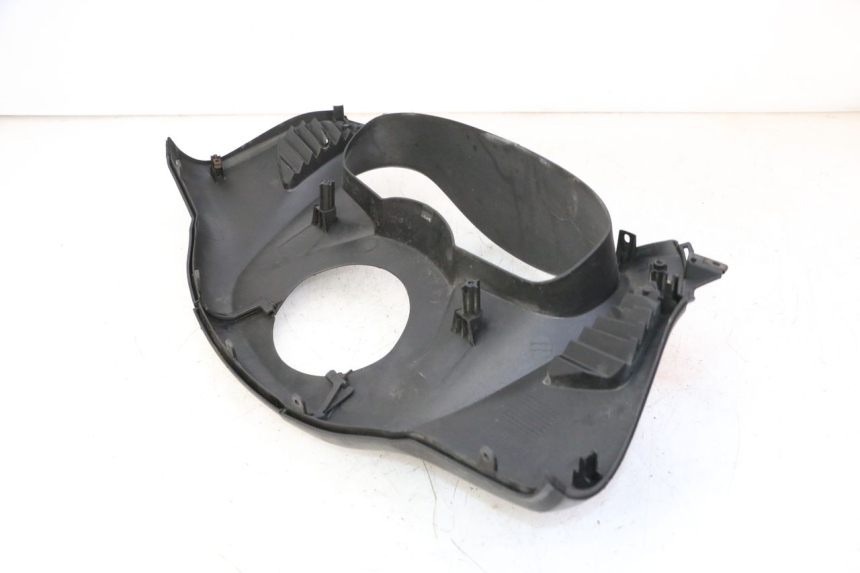 photo de ARO DO PAINEL DE INSTRUMENTOS HONDA FES S-WING SWING ABS 125 (2007 - 2015) - Detalhe da peça