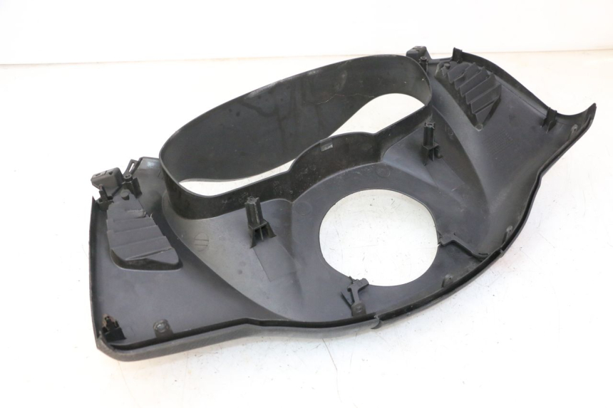 photo de ARO DO PAINEL DE INSTRUMENTOS HONDA FES S-WING SWING ABS 125 (2007 - 2015) - Zoom do estado de desgaste