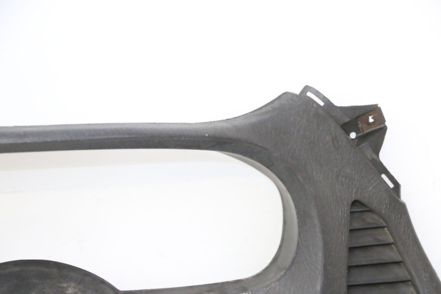 photo de ARO DO PAINEL DE INSTRUMENTOS HONDA FES S-WING SWING ABS 125 (2007 - 2015) - Detalhes característicos
