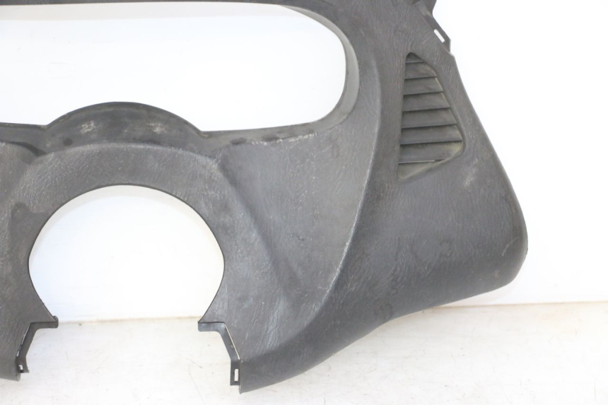photo de ARO DO PAINEL DE INSTRUMENTOS HONDA FES S-WING SWING ABS 125 (2007 - 2015) - Ampliação dos componentes
