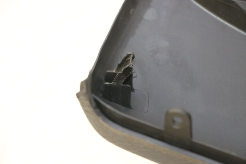 photo de ARO DO PAINEL DE INSTRUMENTOS HONDA FES S-WING SWING ABS 125 (2007 - 2015) - Outro ângulo de visão