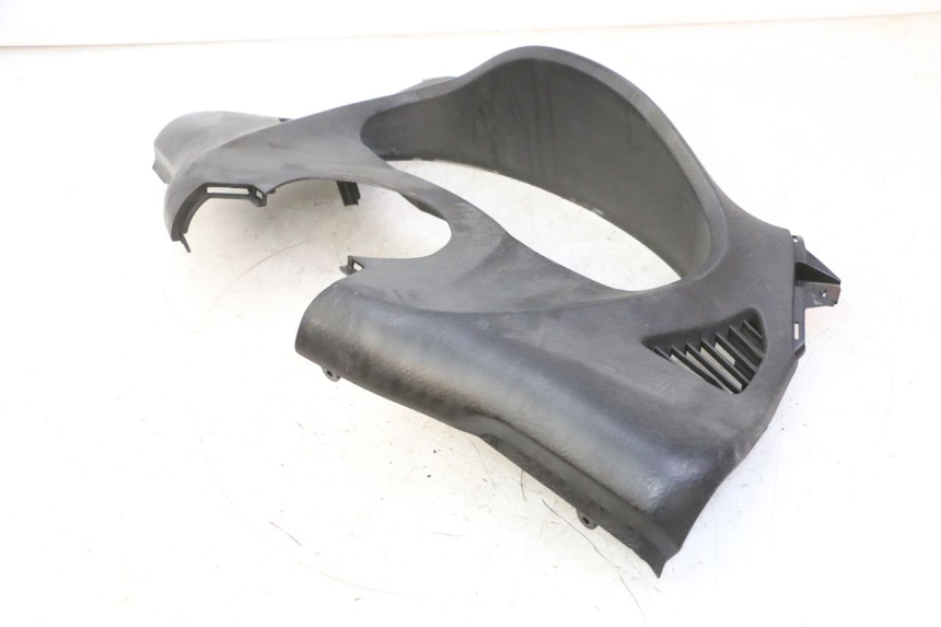 photo de ARO DO PAINEL DE INSTRUMENTOS HONDA FES S-WING SWING ABS 125 (2007 - 2015) - Detalhe da peça
