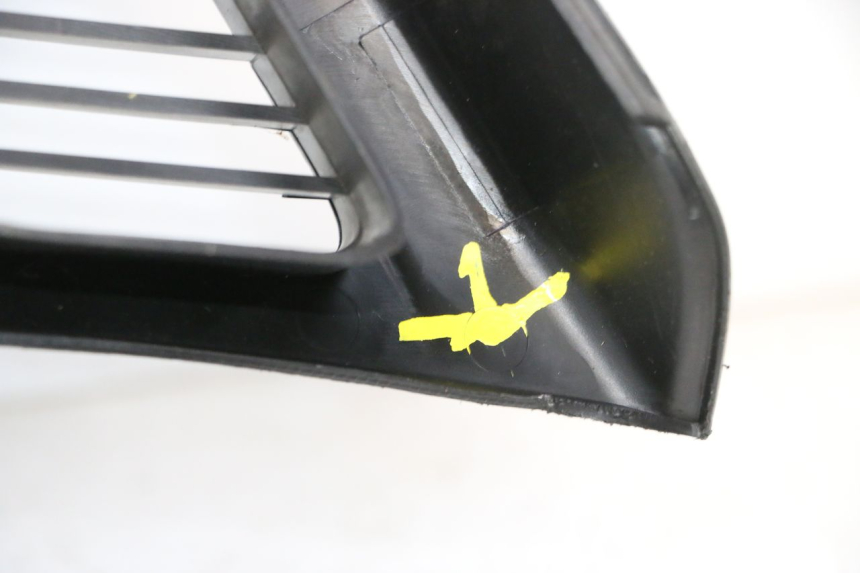photo de ARO DO PAINEL DE INSTRUMENTOS HONDA FJS SILVER WING SILVERWING 400 (2005 - 2008) - Outro ângulo de visão