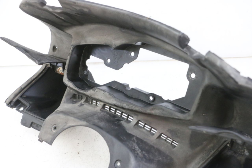 photo de ARO DE PAINEL DE INSTRUMENTOS GILERA NEXUS 300 (2008 - 2013) - Detalhe da peça