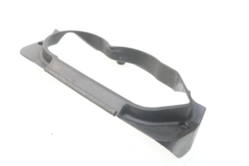 photo de ARO DE PAINEL DE INSTRUMENTOS KAWASAKI GPZ S 500 (1994 - 2005) - Zoom do estado de desgaste