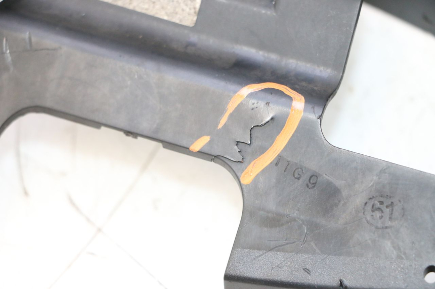 photo de ARO DO CONTADOR SUZUKI GSR 600 (2005 - 2012) - Zoom do estado de desgaste