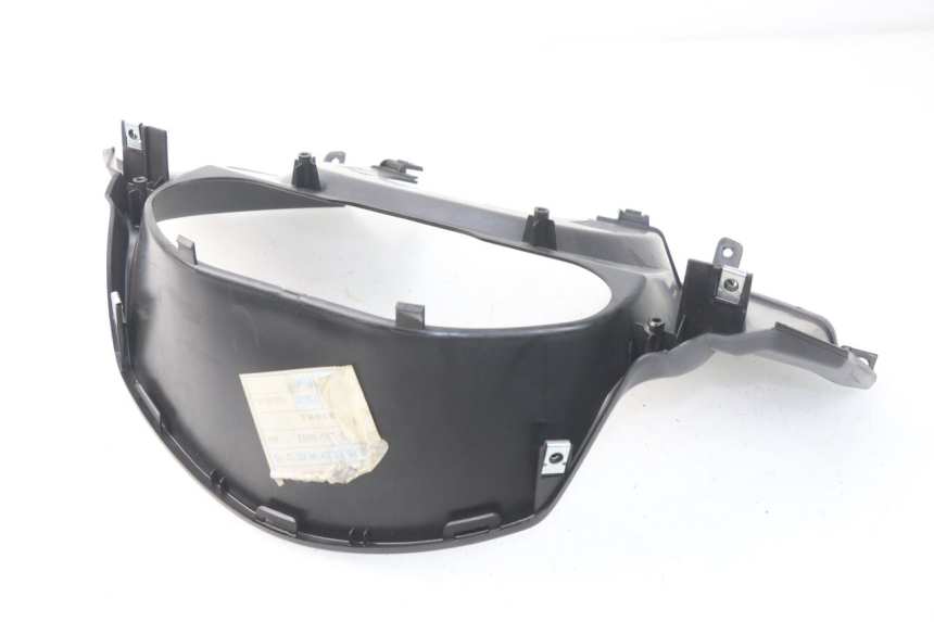 photo de ARO DE PAINEL DE INSTRUMENTOS SYM GTS EFI ABS 125 (2012 - 2016) - Detalhe da peça