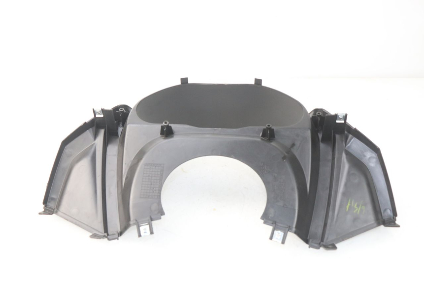 photo de ARO DE PAINEL DE INSTRUMENTOS SYM GTS EFI ABS 125 (2012 - 2016) - Zoom do estado de desgaste