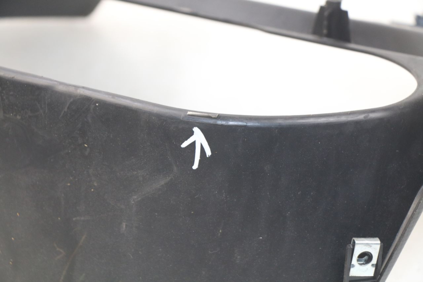 photo de ARO DE PAINEL DE INSTRUMENTOS SYM GTS EFI ABS 125 (2012 - 2016) - Outro ângulo de visão