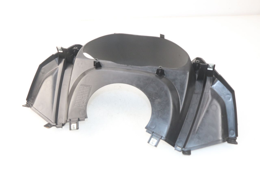 photo de ARO DE PAINEL DE INSTRUMENTOS SYM GTS EFI ABS 125 (2012 - 2016) - Pontos de fixação
