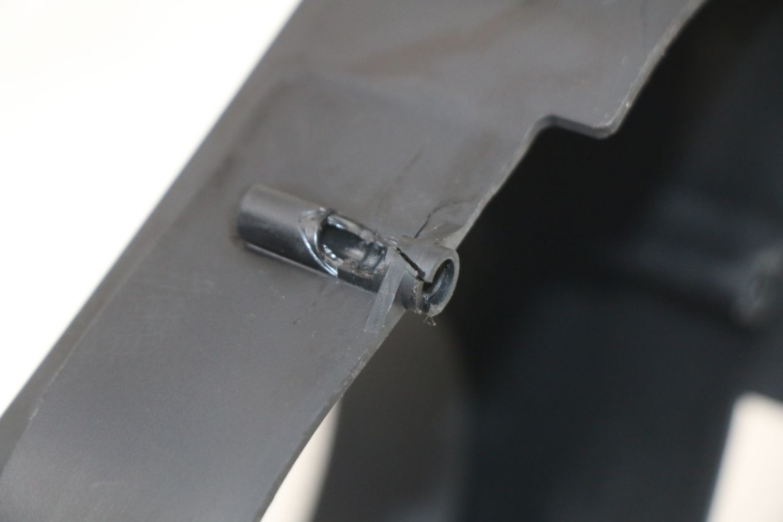 photo de ARO DE PAINEL DE INSTRUMENTOS HONDA CBR F 1000 (1993 - 1996) - Outro ângulo de visão