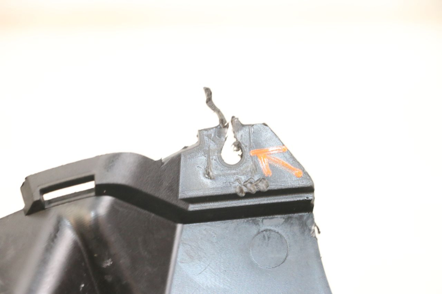 photo de ARO DE PAINEL DE INSTRUMENTOS SYM JET 14 4T 50 (2018 - 2022) - Zoom do estado de desgaste