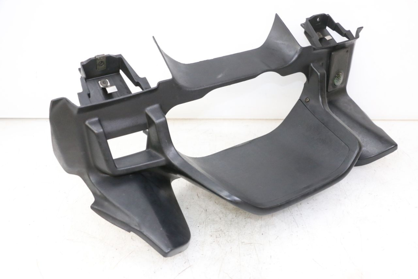 photo de ARO DO PAINEL DE INSTRUMENTOS KAWASAKI GTR 1000 (1994 - 2004) - Zoom do estado de desgaste