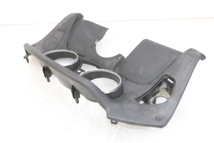photo de ARO DO PAINEL DE INSTRUMENTOS PIAGGIO MP3 LT 300 (2010 - 2016) - Zoom do estado de desgaste