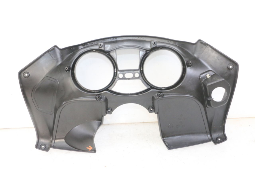 photo de ARO DO PAINEL DE INSTRUMENTOS PIAGGIO MP3 LT 300 (2010 - 2016) - Vista de perto