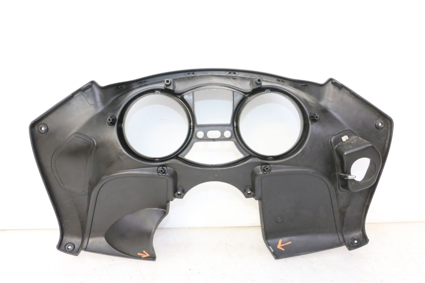 photo de ARO DE PAINEL DE INSTRUMENTOS PIAGGIO MP3 500 (2011 - 2015) - Pontos de fixação