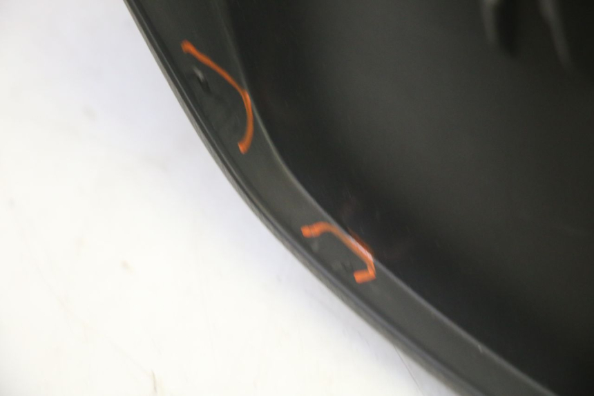 photo de ARO DO PAINEL DE INSTRUMENTOS PIAGGIO MP3 RL 250 (2006 - 2010) - Pontos de fixação