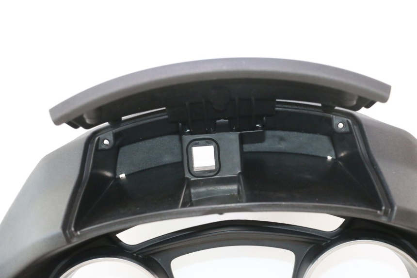 photo de ARO DO PAINEL DE INSTRUMENTOS PIAGGIO MP3 500 (2016 - 2018) - Ampliação dos componentes