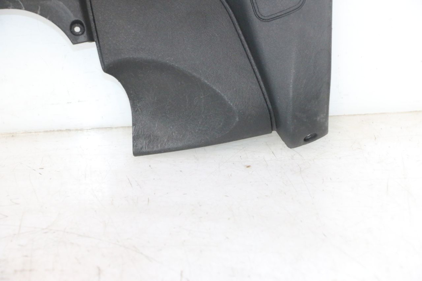photo de ARO DE PAINEL DE INSTRUMENTOS PIAGGIO MP3 500 (2011 - 2015) - Detalhes característicos