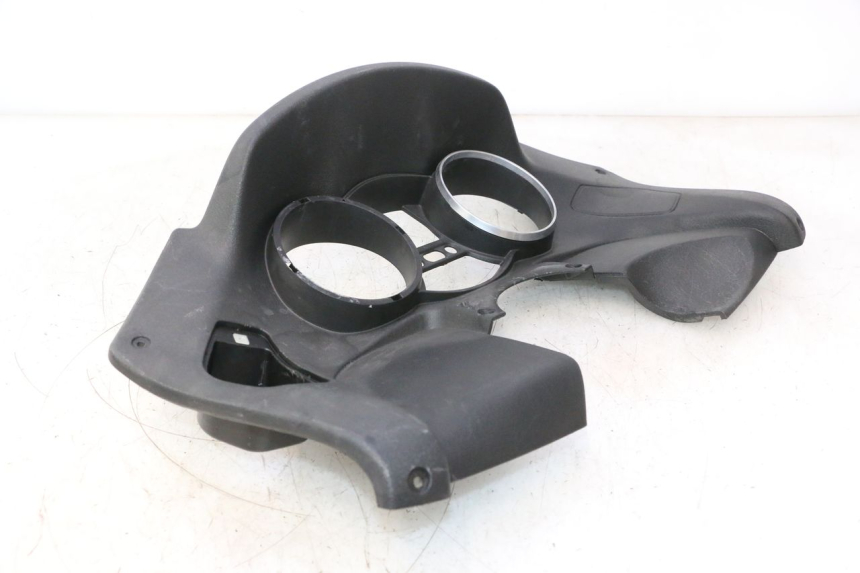 photo de ARO DE PAINEL DE INSTRUMENTOS PIAGGIO MP3 500 (2011 - 2015) - Marcações e referências