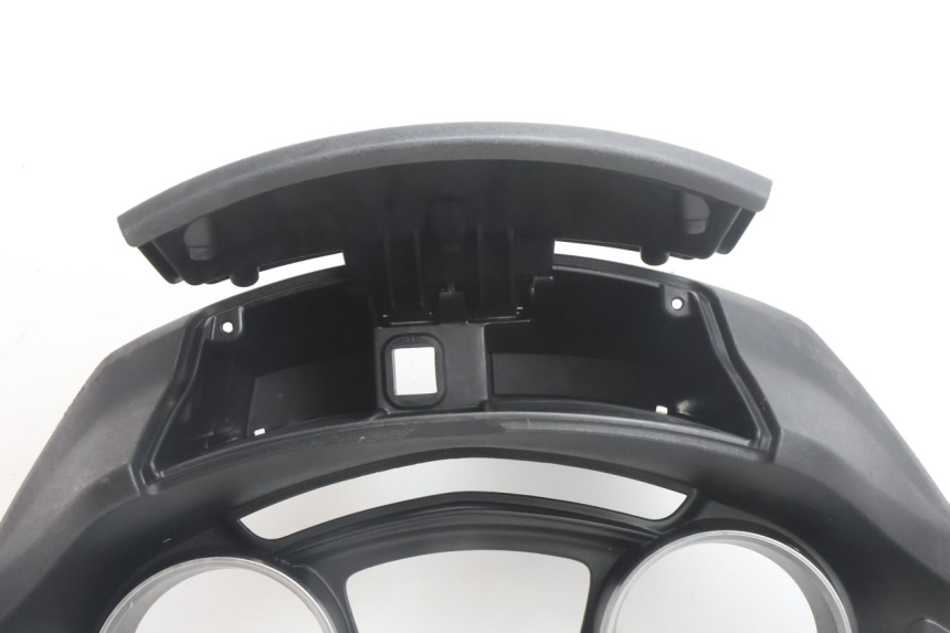 photo de ARO DO PAINEL DE INSTRUMENTOS PIAGGIO MP3 500 (2016 - 2018) - Vista geral