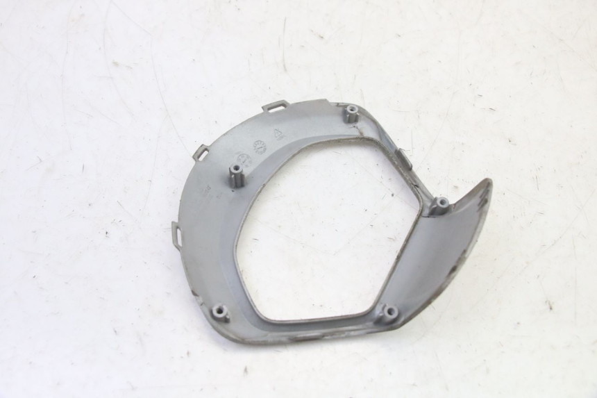 photo de ARO DO PAINEL DE INSTRUMENTOS KYMCO LIKE 4T 50 (2019 - 2025) - Outro ângulo de visão