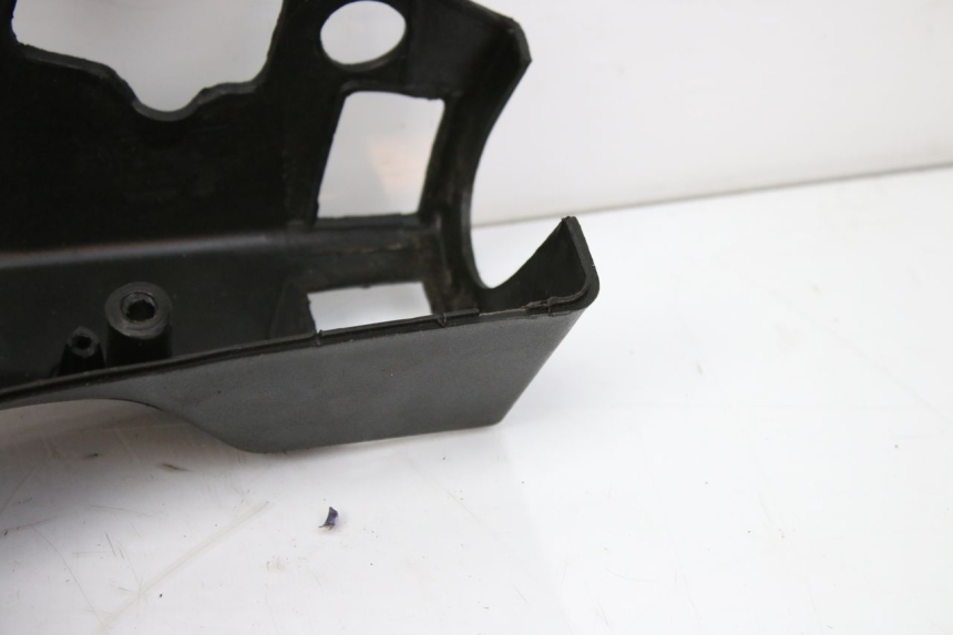 photo de ARO DO PAINEL DE INSTRUMENTOS KEEWAY OUTLOOK 125 (2007 - 2013) - Pontos de fixação