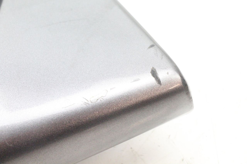 photo de ARO DO PAINEL DE INSTRUMENTOS HONDA PCX (JF28) 125 (2009 - 2011) - Detalhe da peça
