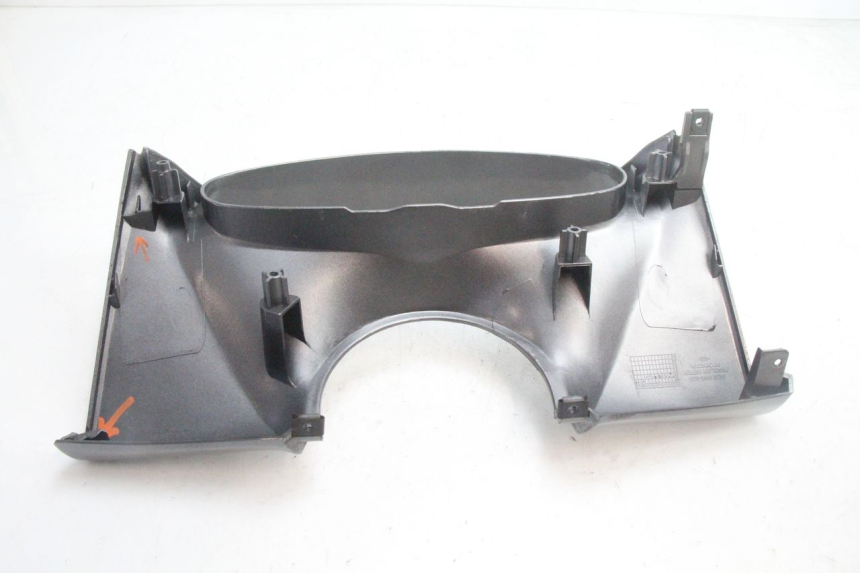 photo de ARO DO PAINEL DE INSTRUMENTOS HONDA PCX (JF28) 125 (2009 - 2011) - Outro ângulo de visão