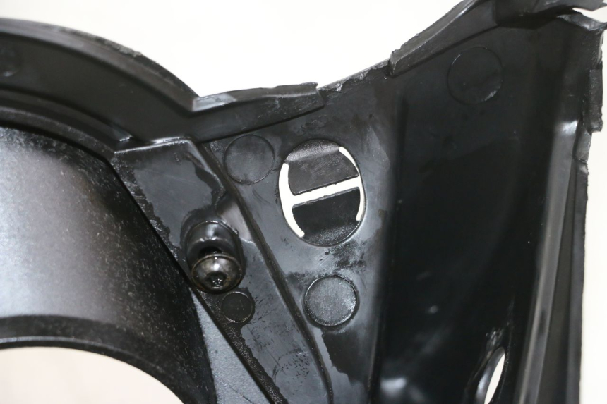 photo de ARO DO PAINEL DE INSTRUMENTOS PEUGEOT ELYSTAR 50 (2002 - 2014) - Detalhe da peça