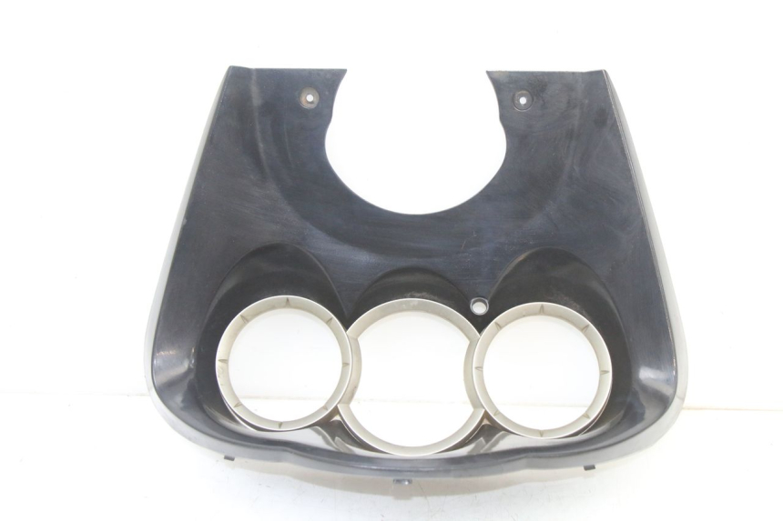 photo de ARO DE PAINEL DE INSTRUMENTOS PEUGEOT SATELIS 125 (2013 - 2018) - Outro ângulo de visão