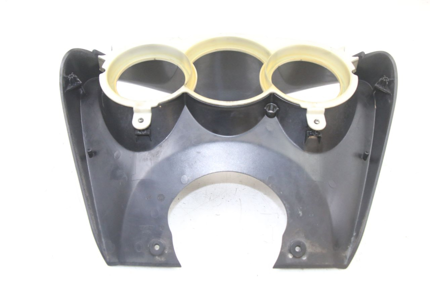 photo de ARO DE PAINEL DE INSTRUMENTOS PEUGEOT SATELIS 125 (2013 - 2018) - Ampliação técnica