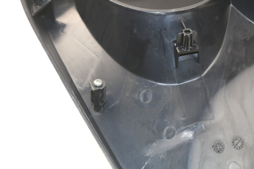 photo de ARO DE PAINEL DE INSTRUMENTOS PEUGEOT SATELIS 300 (2012 - 2015) - Detalhe da peça