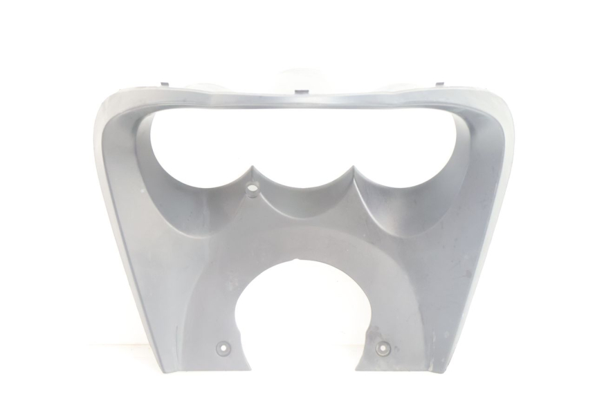 photo de ARO DO PAINEL DE INSTRUMENTOS PEUGEOT SATELIS 125 (2006 - 2009) - Detalhe da peça