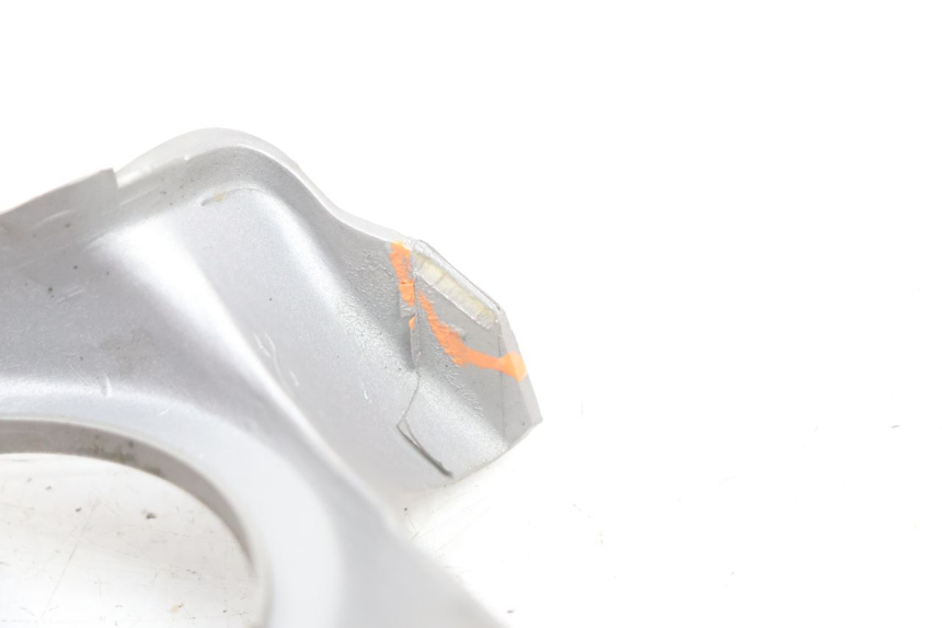 photo de ARO DO PAINEL DE INSTRUMENTOS APRILIA SCARABEO GT 125 (1999 - 2007) - Outro ângulo de visão