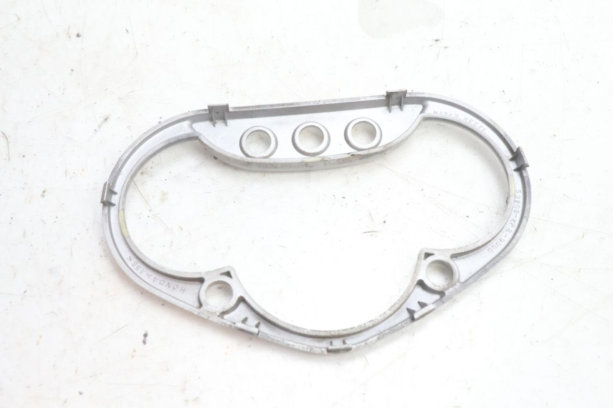 photo de ARO DO CONTADOR HONDA SH 125 (2001 - 2003) - Outro ângulo de visão