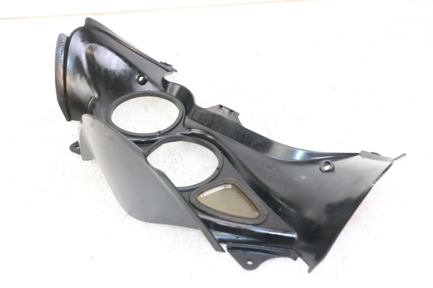 photo de ARO DO PAINEL DE INSTRUMENTOS SUZUKI SV S 650 (1999 - 2002) - Zoom do estado de desgaste