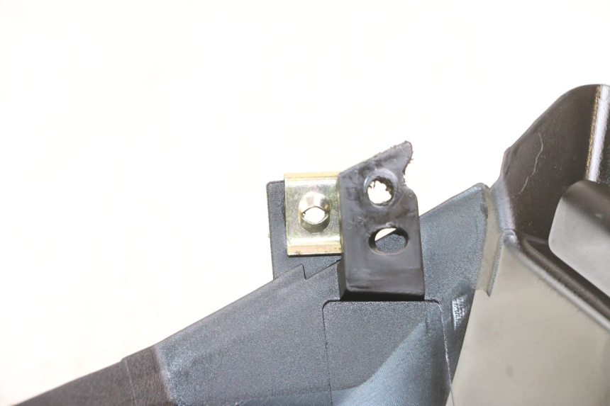 photo de ARO DE PAINEL DE INSTRUMENTOS SYM JET 14 4T 50 (2018 - 2022) - Detalhe da peça