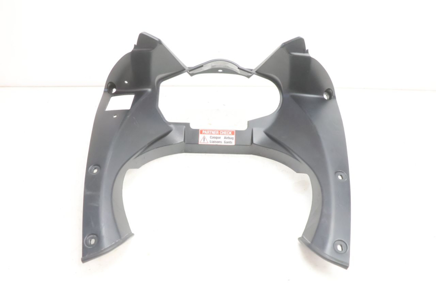 photo de ARO DO PAINEL DE INSTRUMENTOS YAMAHA TDM ABS 900 (2002 - 2014) - Detalhe da peça